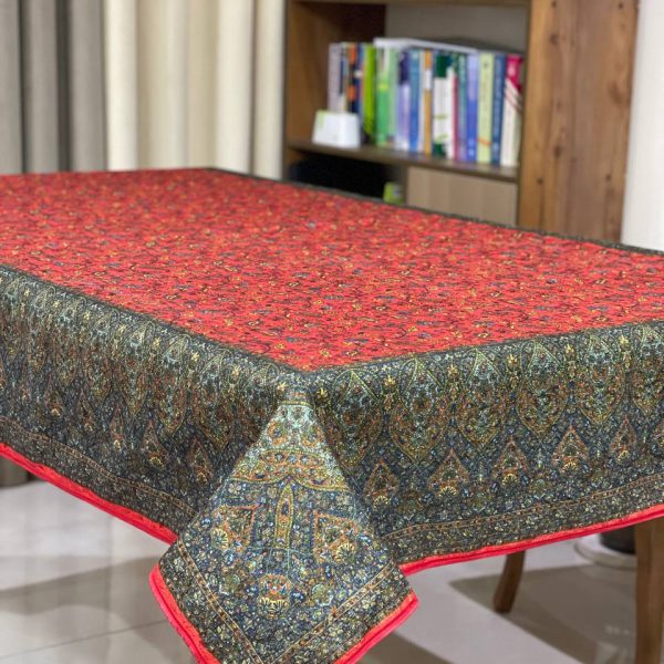 رومیزی طرح گلستانه
