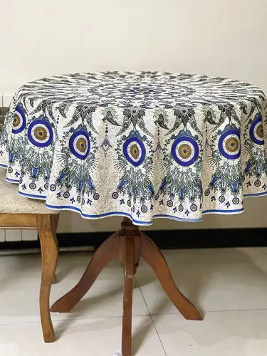 رومیزی گرد طرح چشم نظر